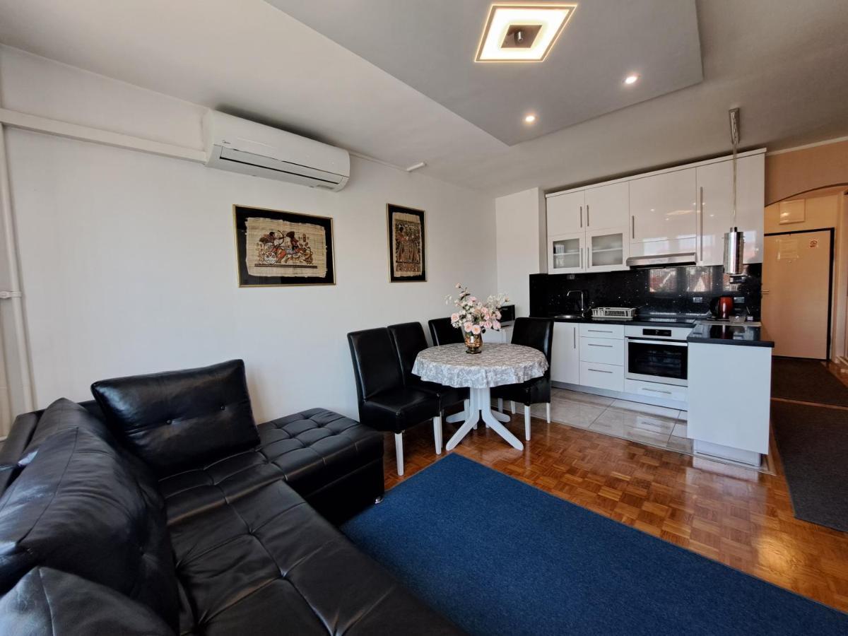 Apartman Dominik Appartement Zagreb Buitenkant foto