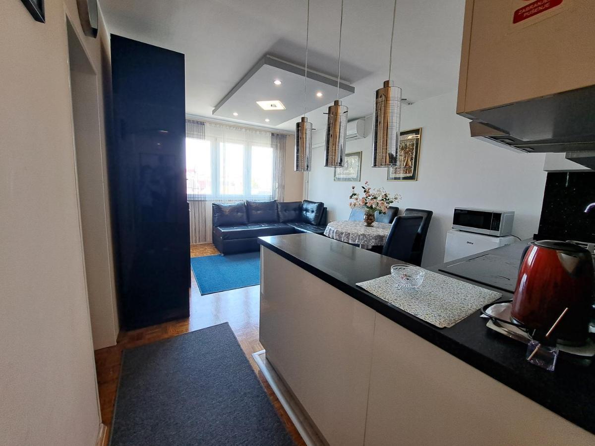 Apartman Dominik Appartement Zagreb Buitenkant foto