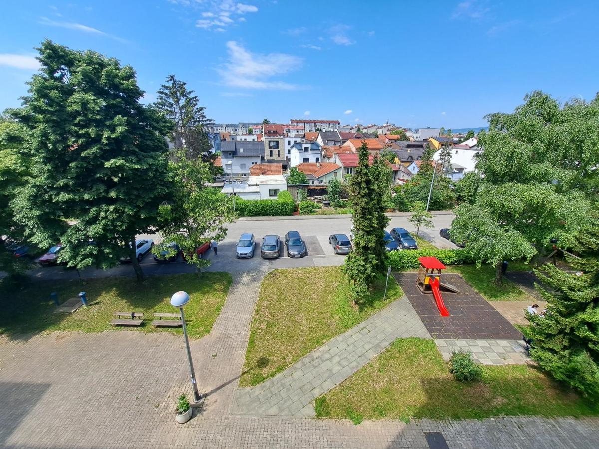 Apartman Dominik Appartement Zagreb Buitenkant foto